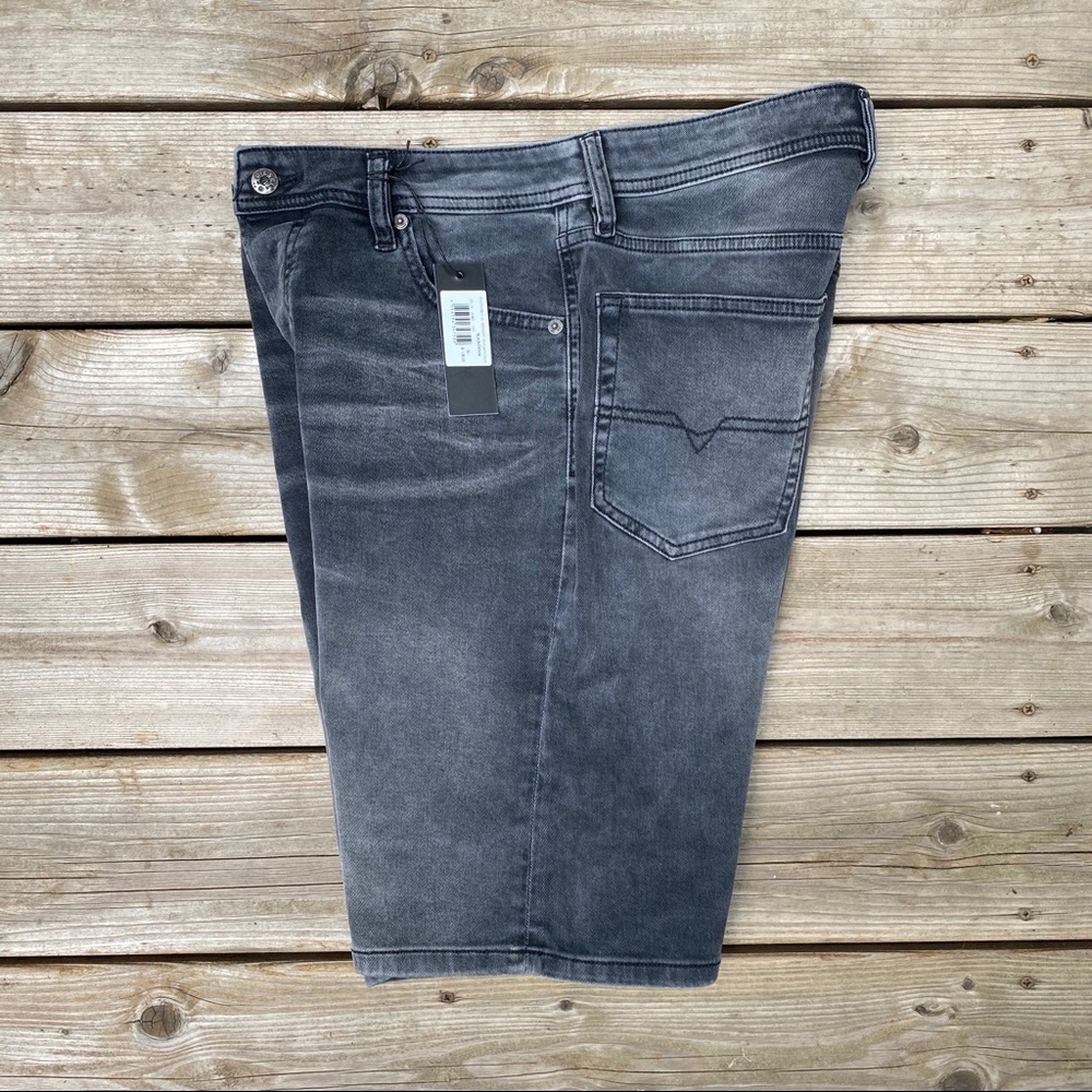 NWT Diesel Industry Jean Shorts Men’s Size 30